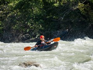 Kayak instructor les vagues à bonds kayak school packraft